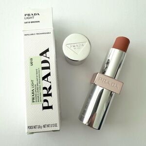 PRADA Light Glowing Lip Oil Stick - Shade U019 Brown
